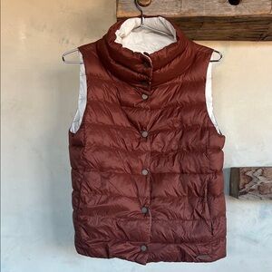 Carve Designs Reversible Down puffy vest